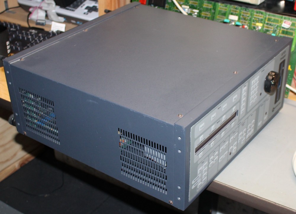 Quantum Data 8701 Imager FOX advanced test pattern generator + ACV-400 Plug-in