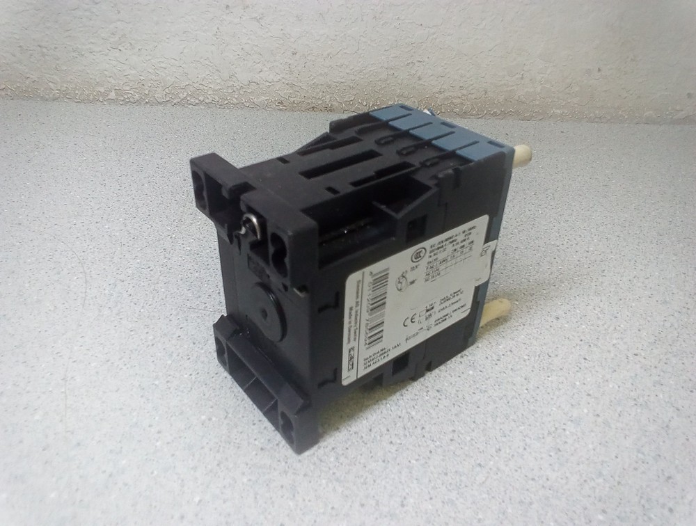Siemens Contactor 3RT2317-2BB40 24V