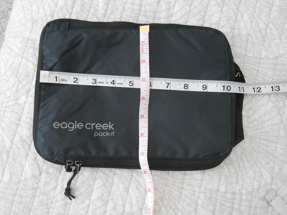 Eagle Creek Black Pack-It® Isolate Compression Cube Size-S, NWOT