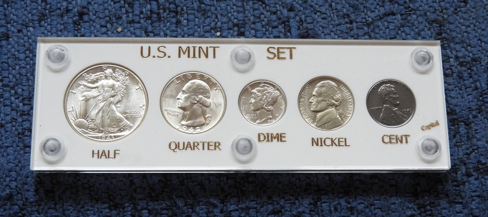 1943 P SILVER MINT  SET- UNCIRCULATED CHOICE -UNIQUE
