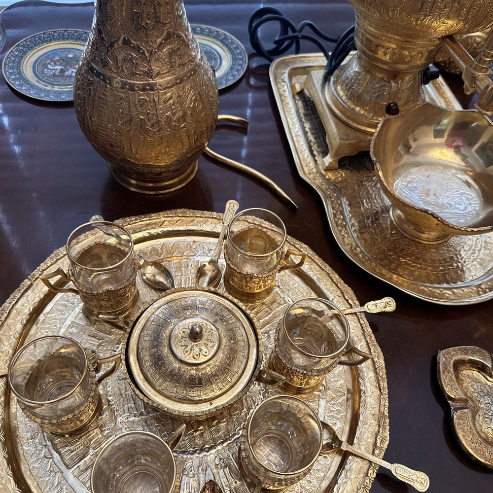 SAMOVAR