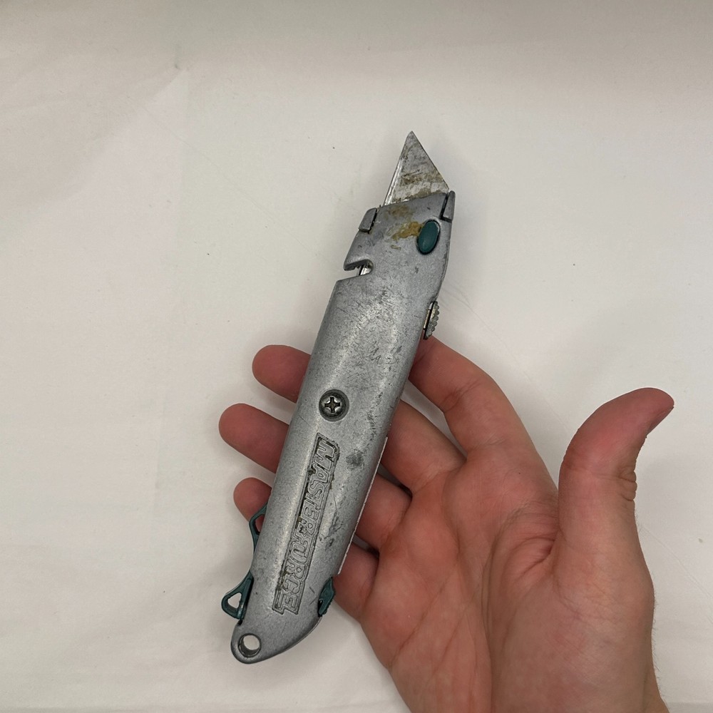 Masterforce Utility Knives Folding Quick Change Retractable