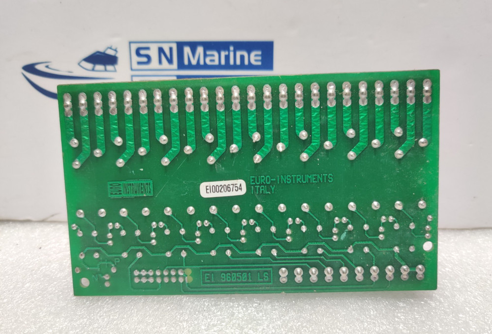 Euro Instruments 960501 LS Mechanical Relay Module