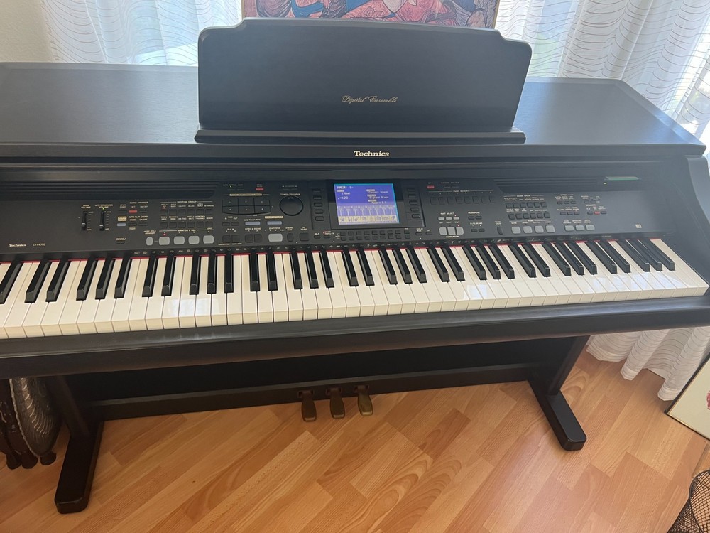 Technics Digital Piano Ensemble SX-PR702