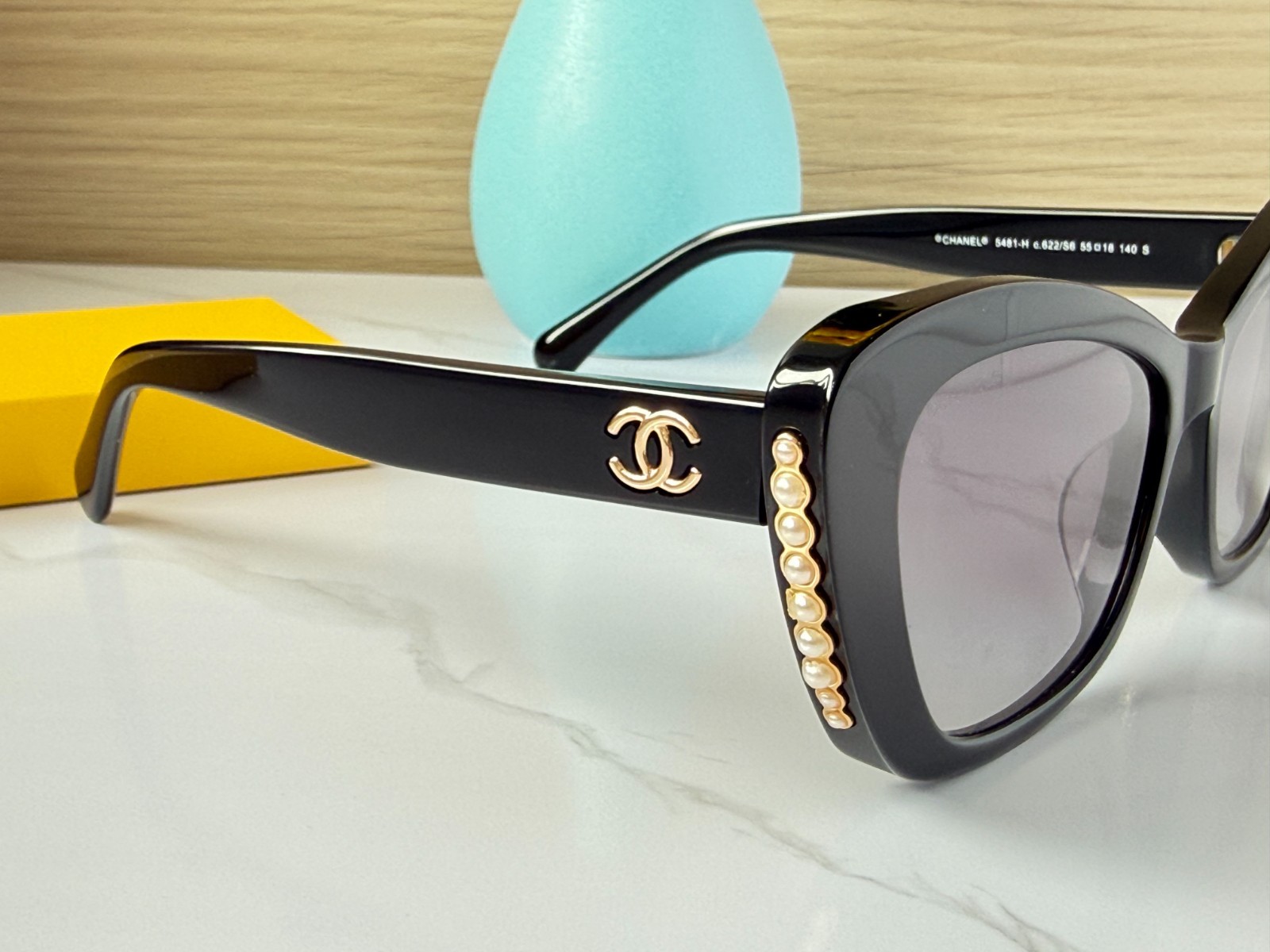 CHANEL CH5481-H Black Gold CC Logo Pearl Cat Eye Sunglasses Gray Gradient