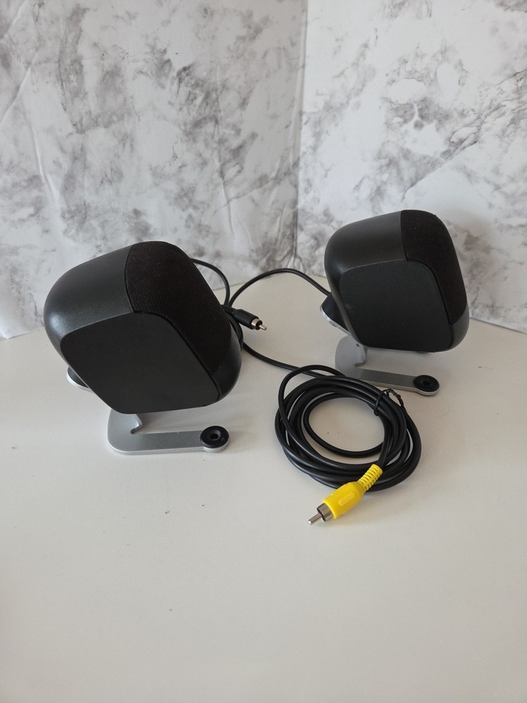 2 Excellent Logitech Z-640 Computer Satellite Speakers, Tested & Fully Function