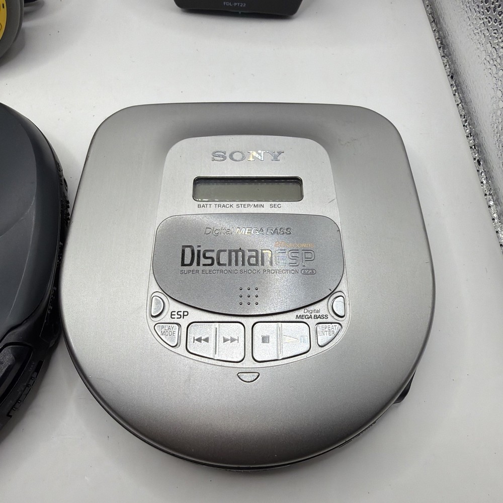 Sony Discman & Walkman Lot