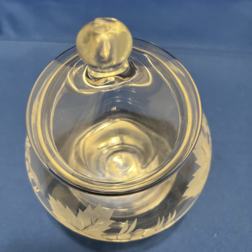 Vintage Leaf & Grape Pattern Etched Candy Dish With Lid 7.5”