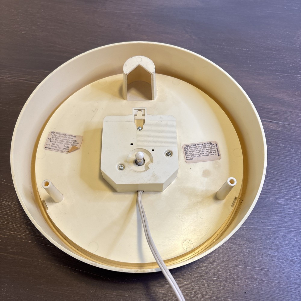Vintage Sunbeam Vegetable Kitchen Wall Clock WORKS