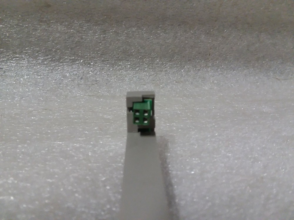 Schneider Electric 47053 Sensor Plug 400A
