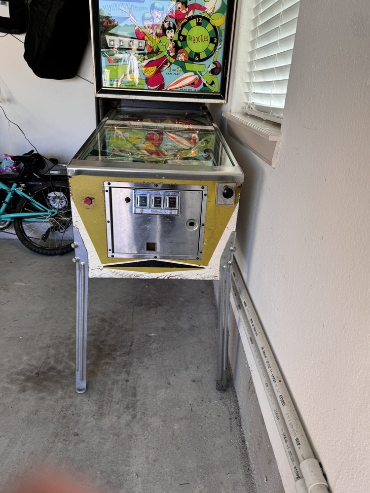 Beat time Pinball Machine