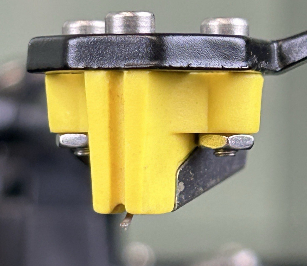 REGA P3 TURNTABLE NICE