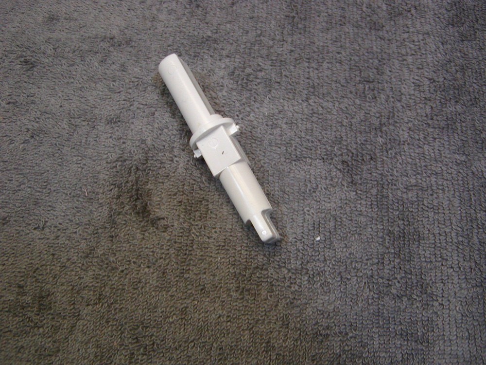 HAMILTON BEACH FOOD PROCESSOR 702-5 DISC POST DISC STEM