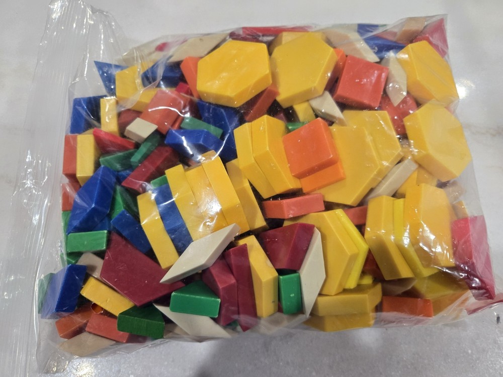 Math Manipulatives Plastic Tangram Pattern Blocks... 229 Pieces!
