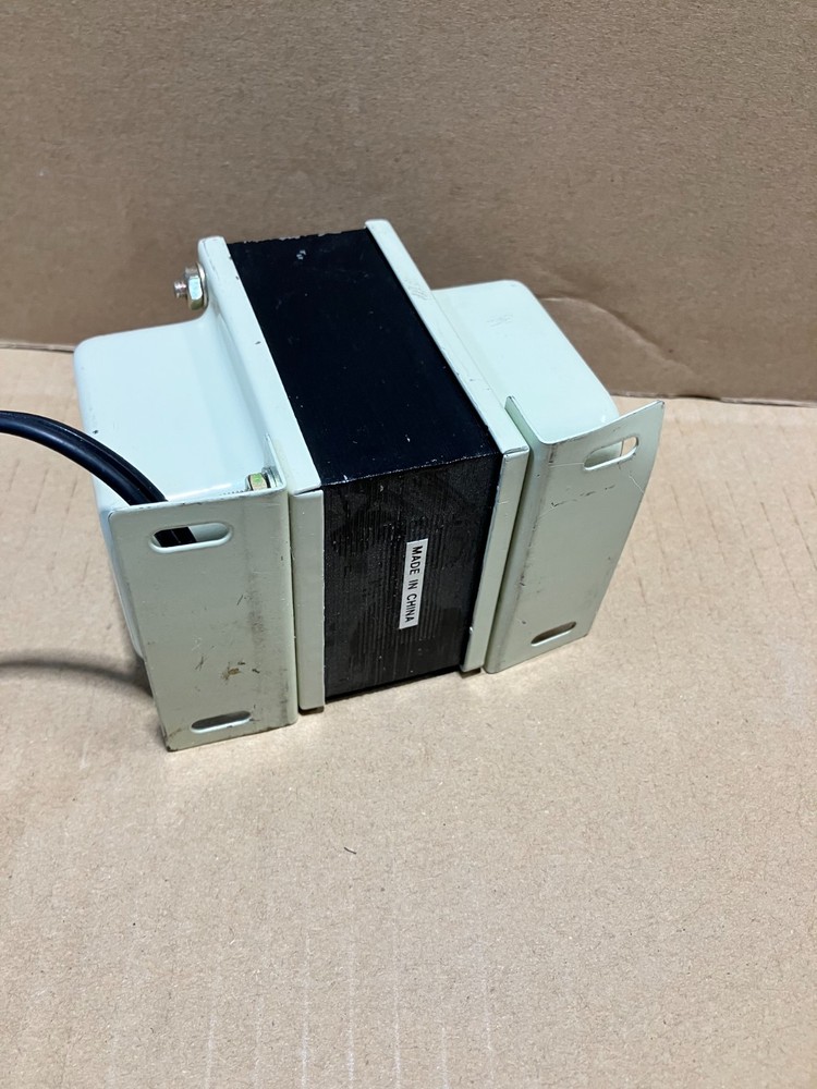 220-110V Step down converter model No.CR-200-D