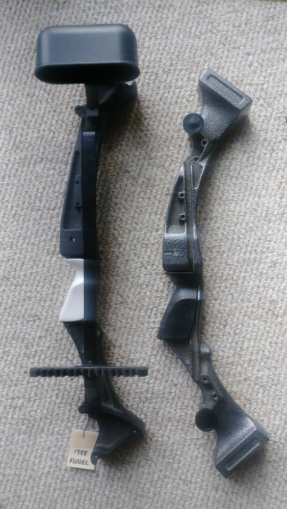 Oneida Eagle Bow OEM Black Quiver Knobs with spacers NOS one has Eagle head logo