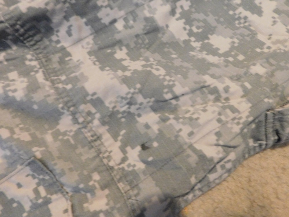 US ARMY ACU PANTS SIZE MEDIUM - LONG