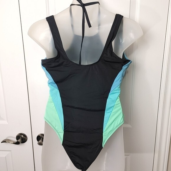 Plus size one piece swimsuit 3X