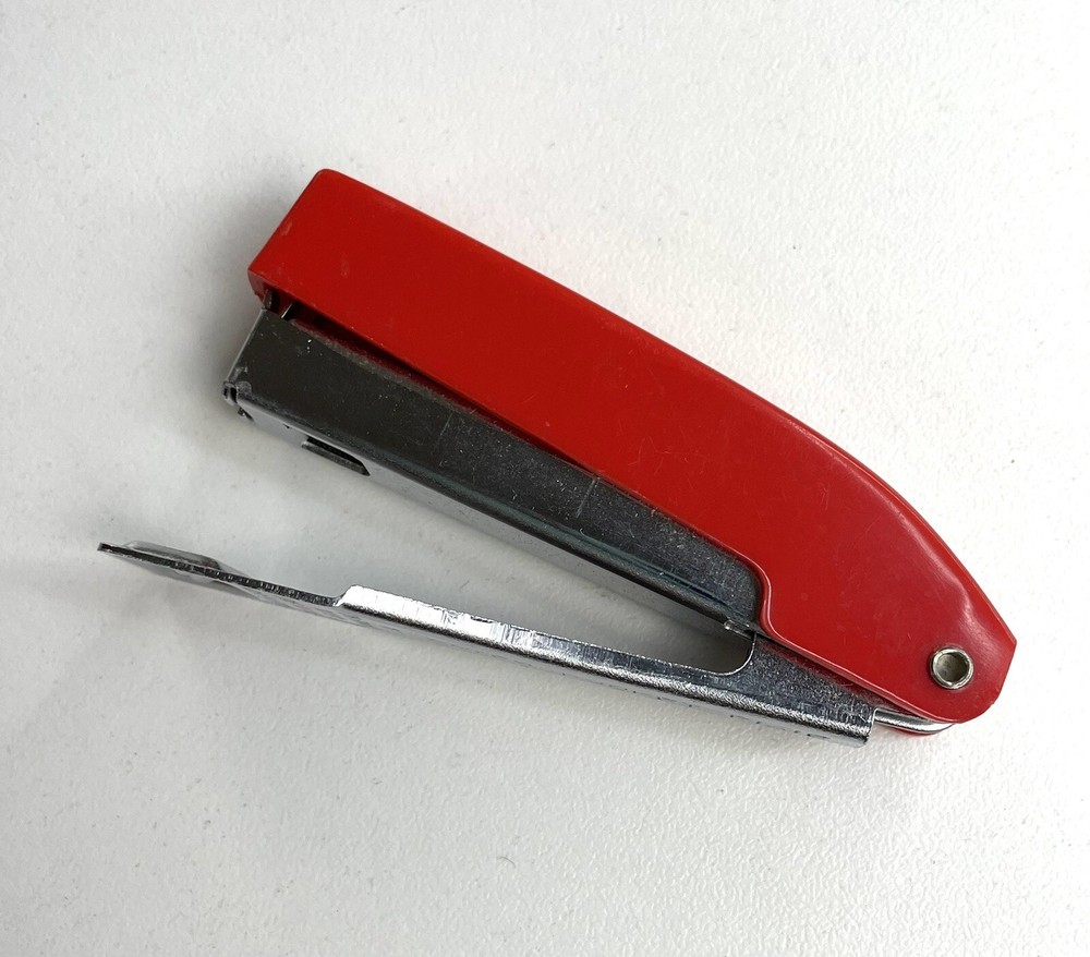 Bates Pocket Pixie Stapler Red with Box of Staples