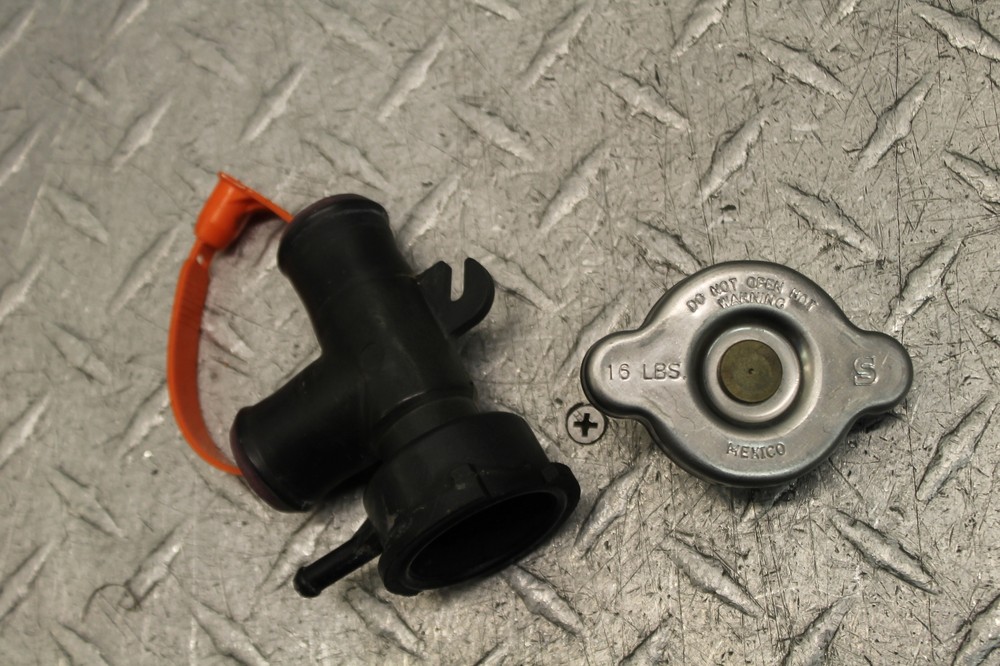2003 HONDA INTERCEPTOR 800 VFR800A ABS RADIATOR CAP