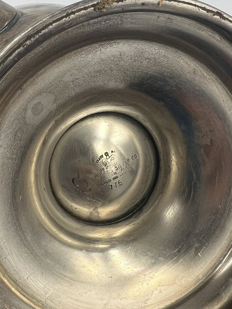 William Rogers Teapot ~ Coffee Server ~ Hinged Lid~ Silver Plated ~ 775