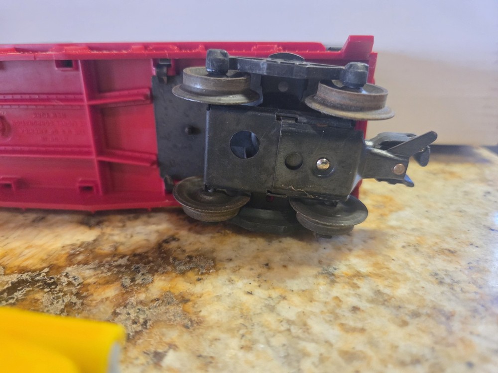 6414 Evans Auto Loader, W/yellow Cars