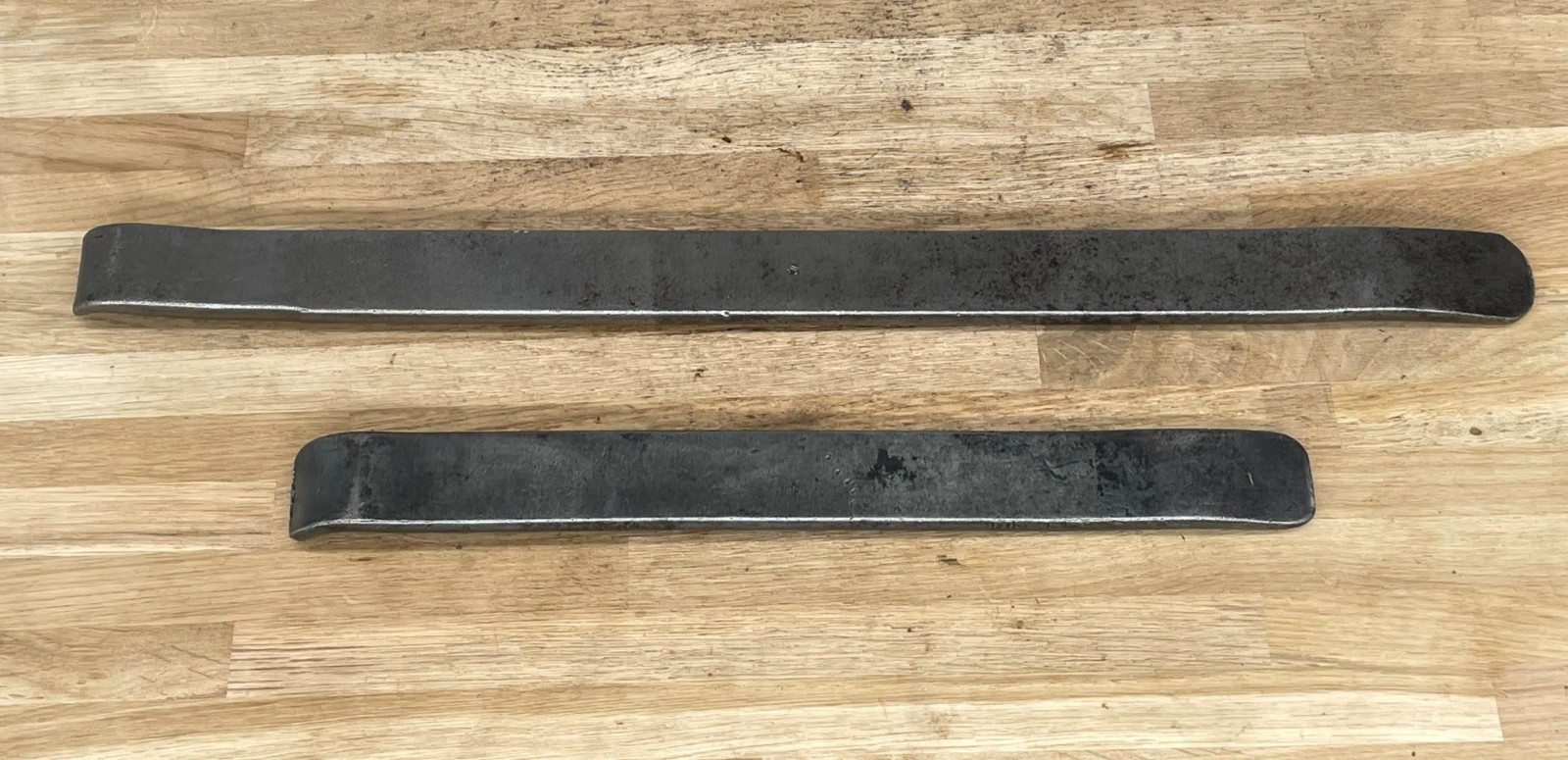 2 Vintage Tyre Levers THE RENSHAW Tyre Lever 17-1/2" & 11-1/4" Old Tool