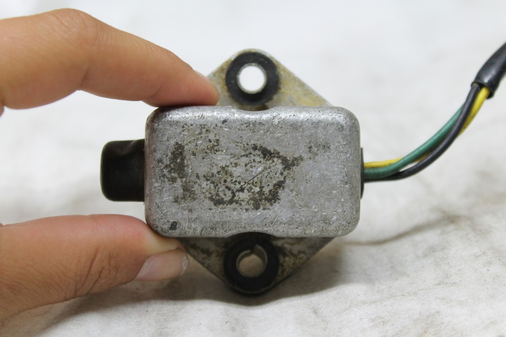 1976 HONDA CB360 (HSRB27) VOLTAGE REGULATOR RECTIFIER