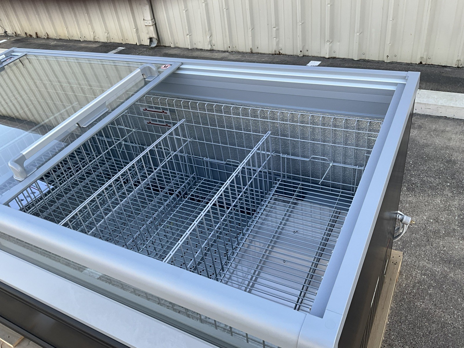 AHT Sydney XL210 slide glass top freezer refrigerator chiller Cooling Systems