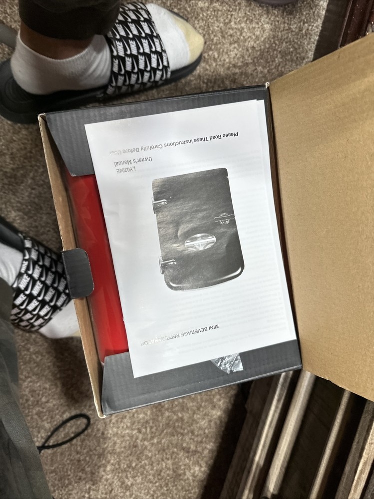 portable mini refrigerator classic style NEW Mint Complete