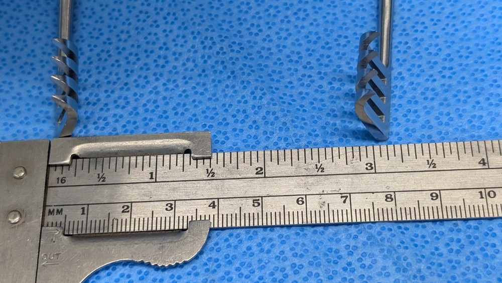 Boss Instruments REF 73-1197S Adson Cerebellum Retractor 7 1/2″ Angled 90° Sharp