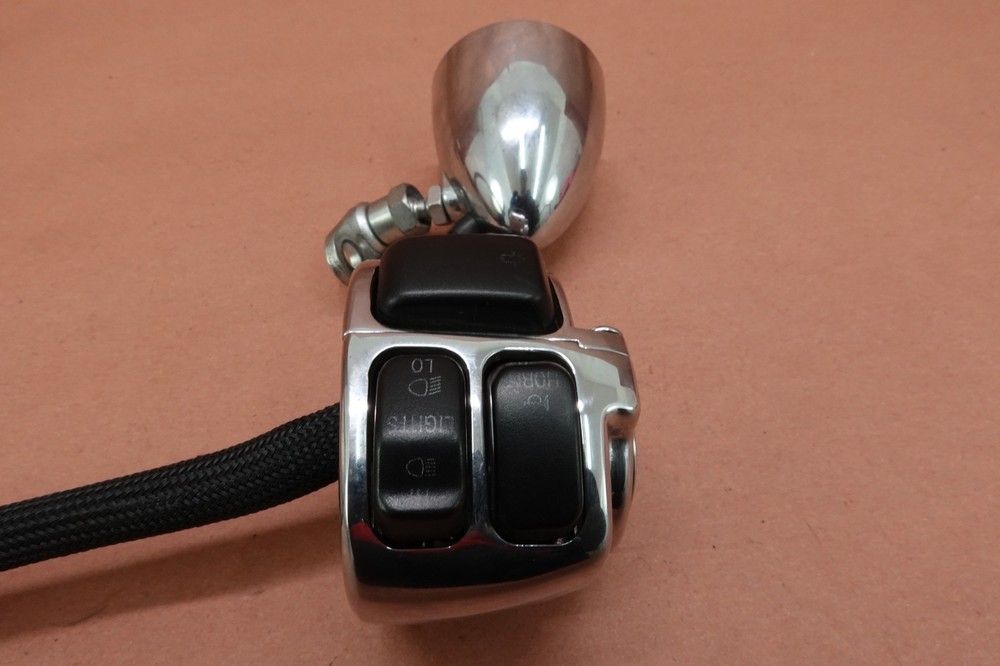 2005-2006 Harley Davidson FXDWGI Dyna Wide Glide Left Control Switch & Blinker