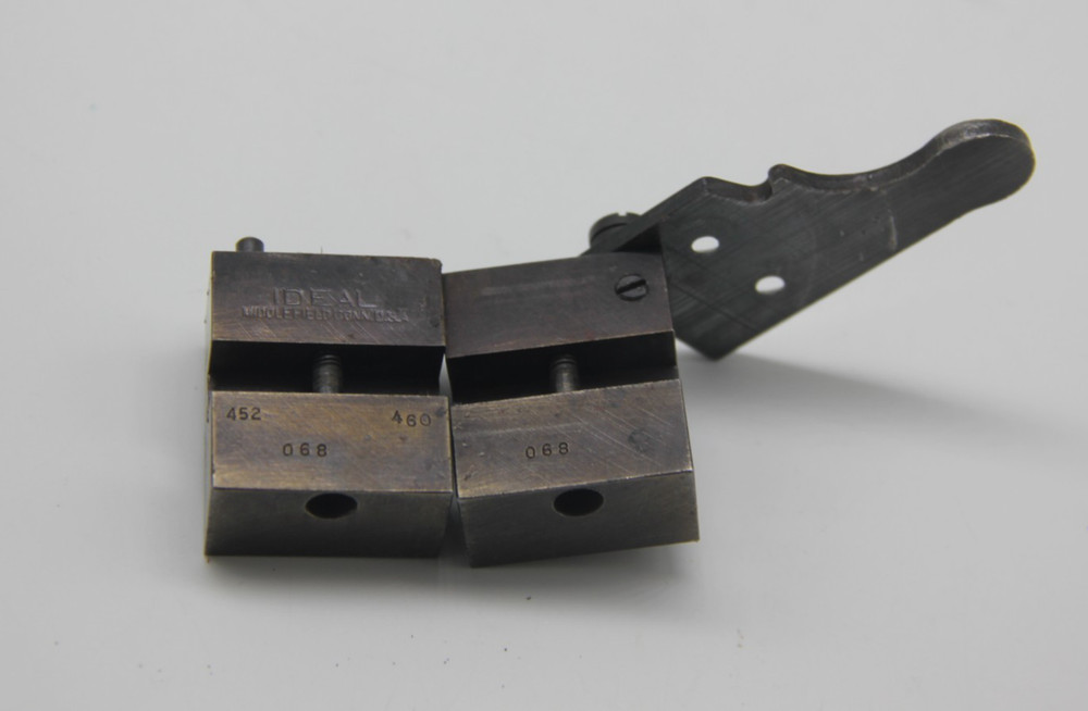 Ideal 2 Cavity Bullet Mold 452460