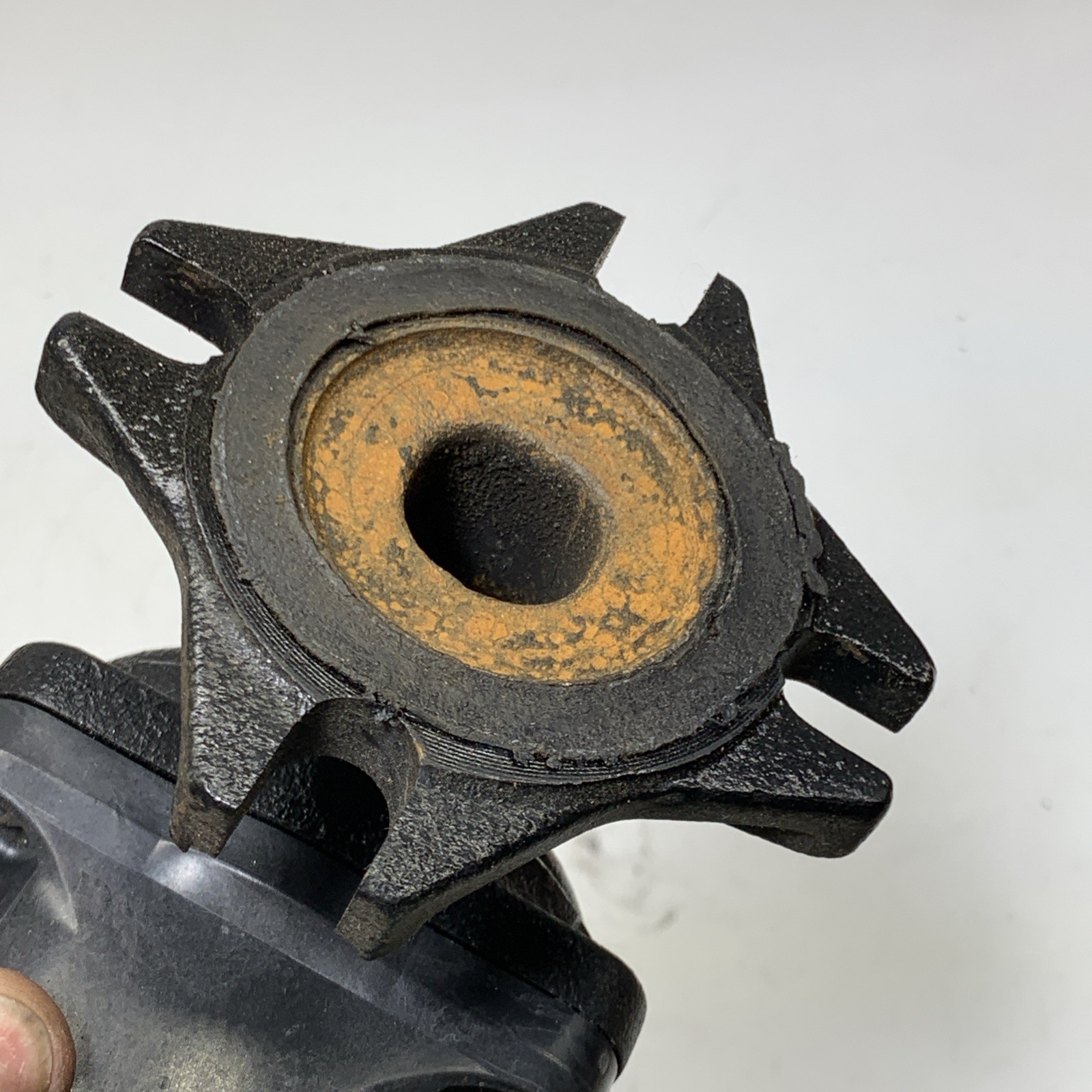 Taco Comfort Solutions Cast Iron ECM High-Efficiency 2-Flange Circulator Pump