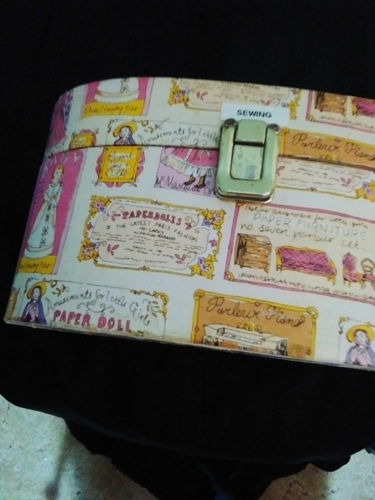 MCM 4 Compartment Sewing/Makeup Case With Thread. Lidded with snap catch closure