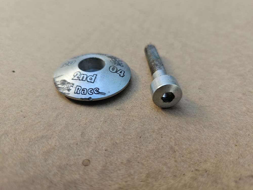 2004 Wolverine Ridge XC Race 1-1/8" Threadless Headset Top Cap + Bolt Silver