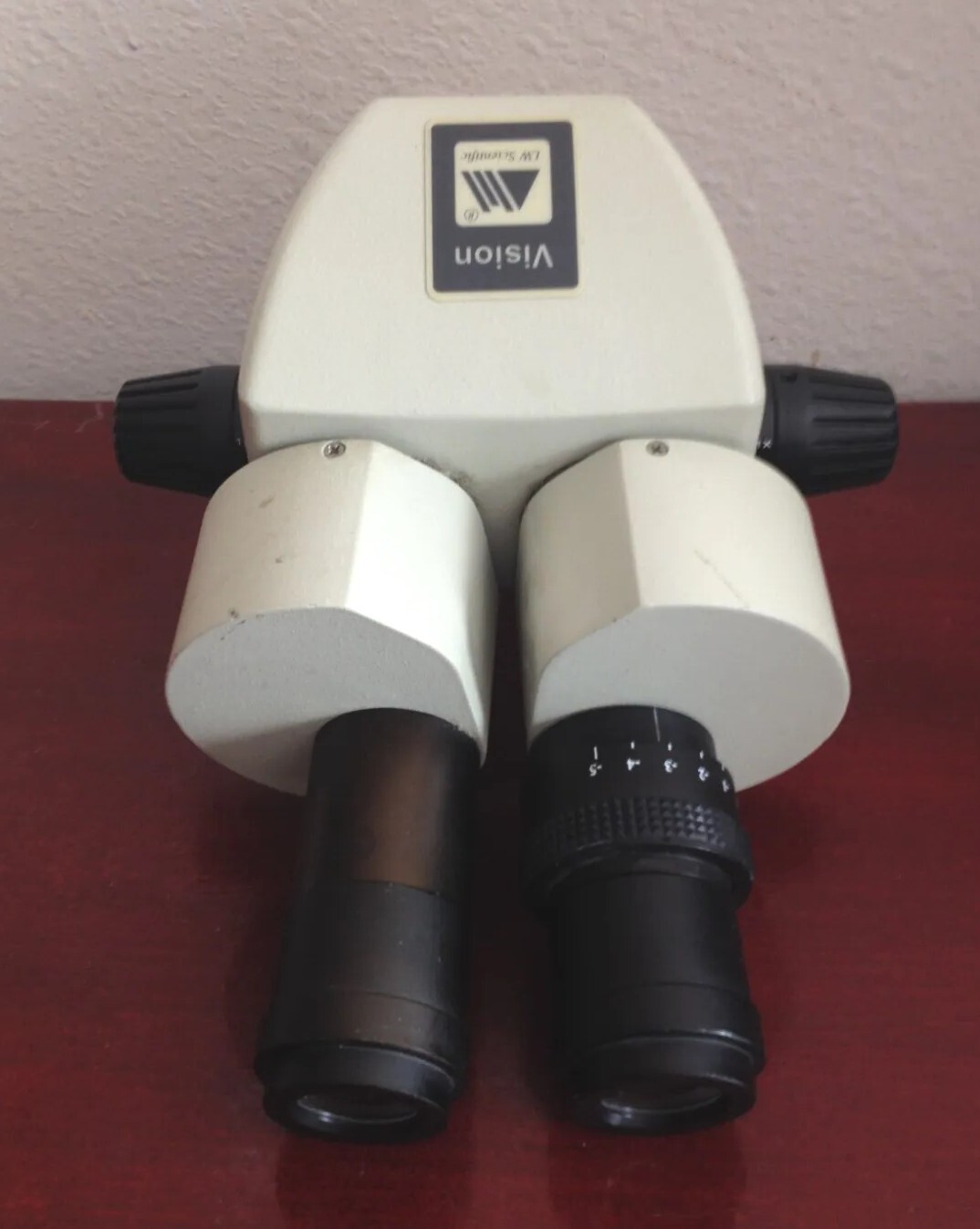LW SCIENTIFIC VISION 1X & 2X MICROSCOPE BODY. W/PLAN 10X22 EYEPIECE. WORKS