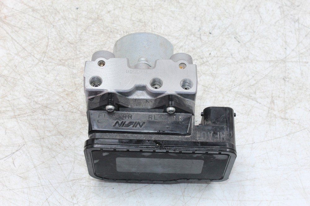 2008 Honda Cbf1000 Abs Pump Unit Module 57110-mfa-d13