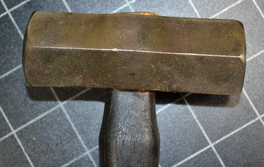 BLACKSMITH ROUNDING FORGING HAMMER - BLACKSMITH MADE - 2 1/2# - UNUSED