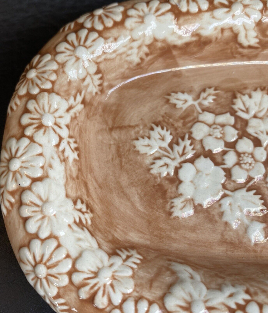 Ceramic Floral Footed Soap Dish Signed Elsa