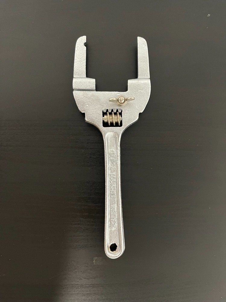 151-004 ADJUSTABLE SPUD WRENCH