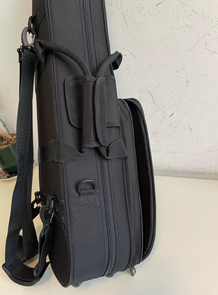 NY Protec MX044 4/4 Size MAX Shaped Violin Case - Black MAX By Protec Pickup