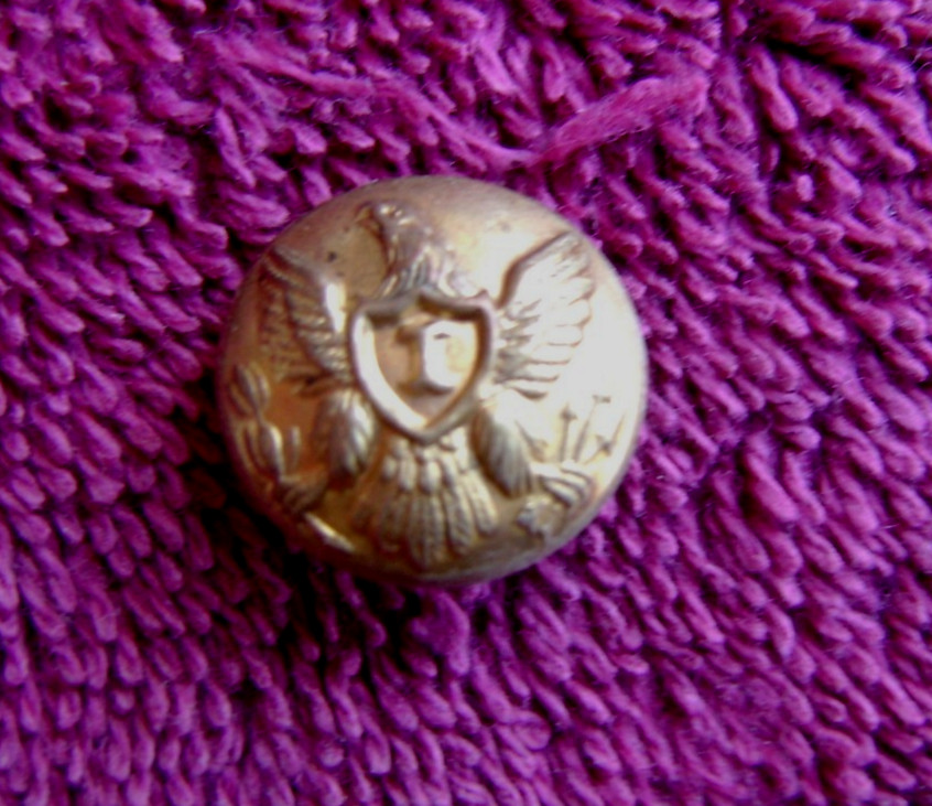 NON EXCAVATED UNION STAFF OFFICER & EAGLE "I" INFANTRY OFFICER CUFF BUTTONS