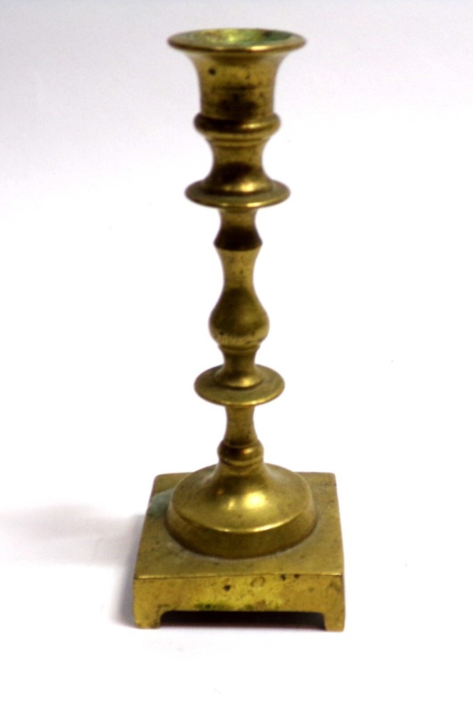 VINTAGE 4 5/8" SOLID BRASS SMALL GOTHIC TAPER CANDLE HOLDER SET