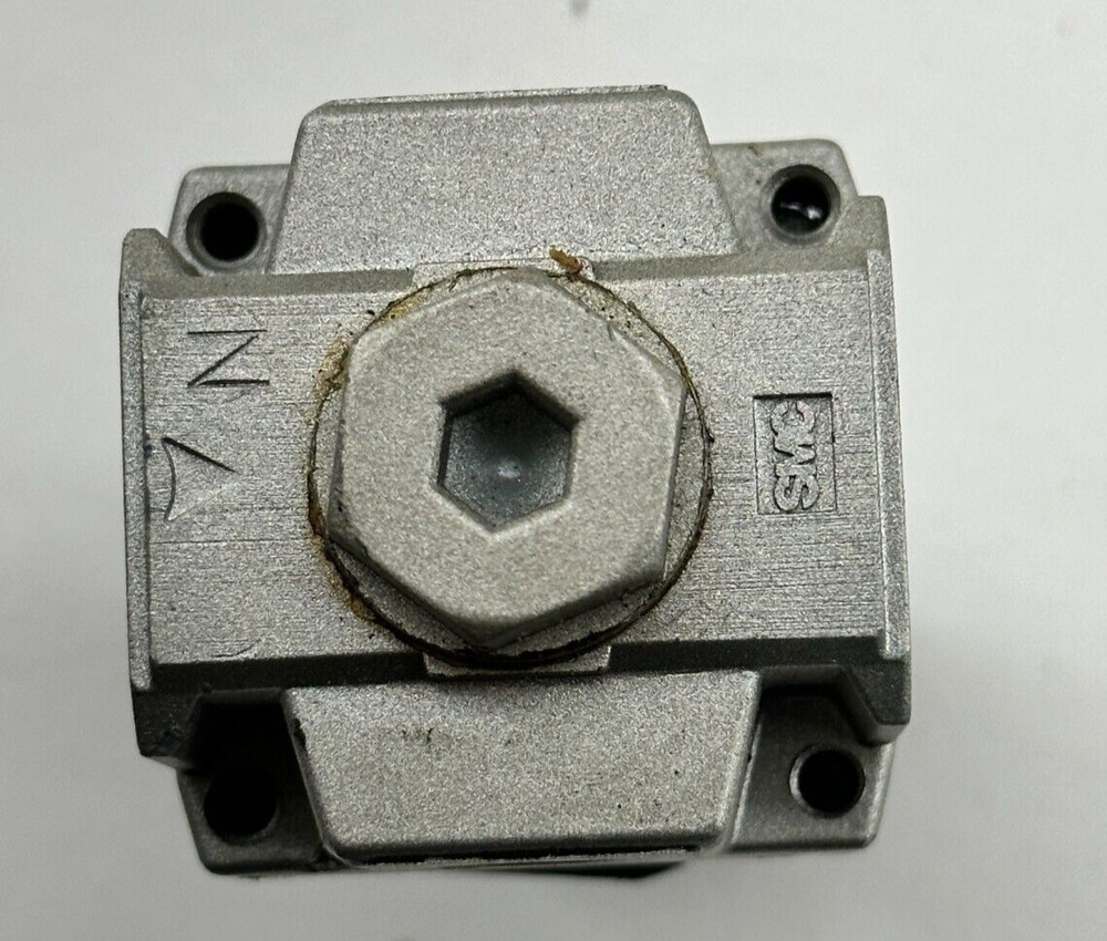 SMC NAR2000-N02 Pneumatic Regulator NAR2000N02