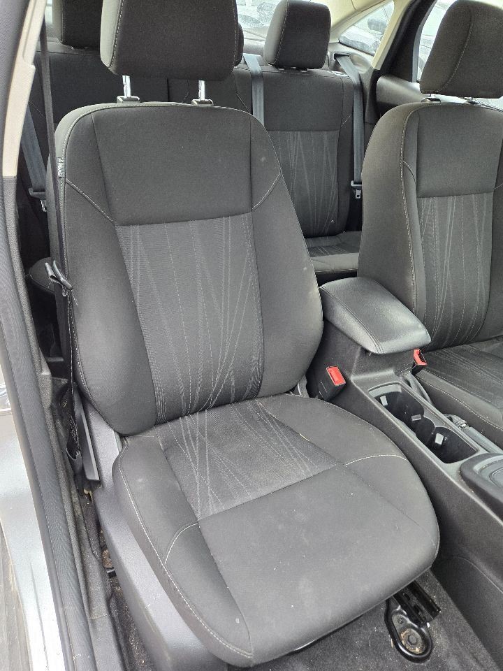 2015-2018 Ford Focus Front 4.2" Display Screen