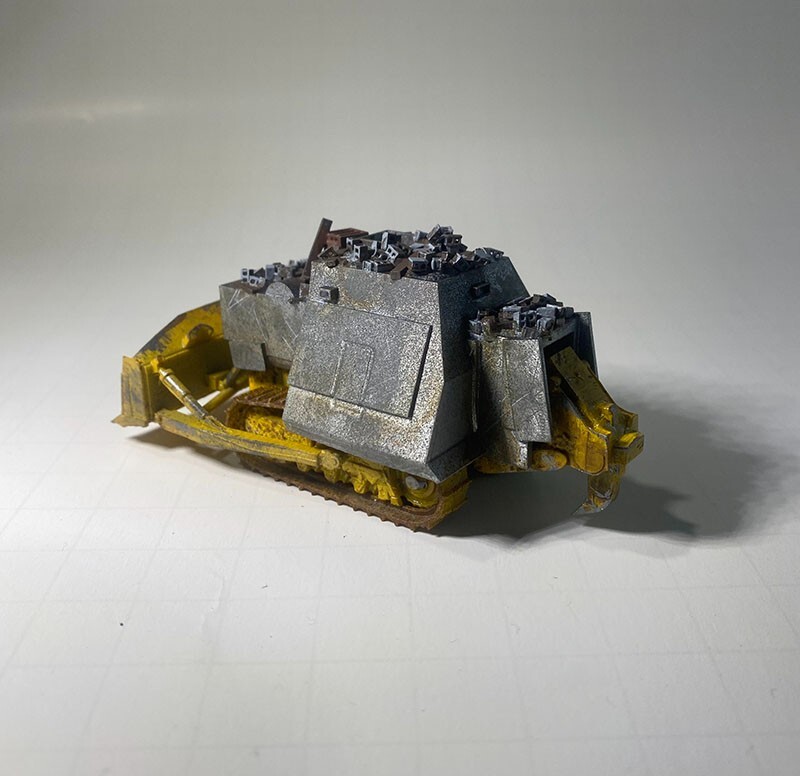 Komatsu D355A bulldozer Killdozer hotwheels scale
