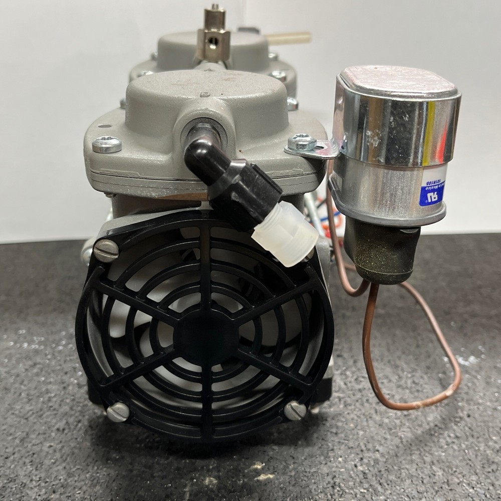 Welch Vacuum Technology Vacuum Pump Model 61-3211