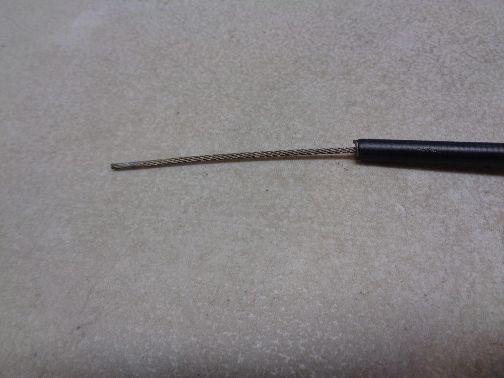 Toro Stone Throttle Cable ST38124