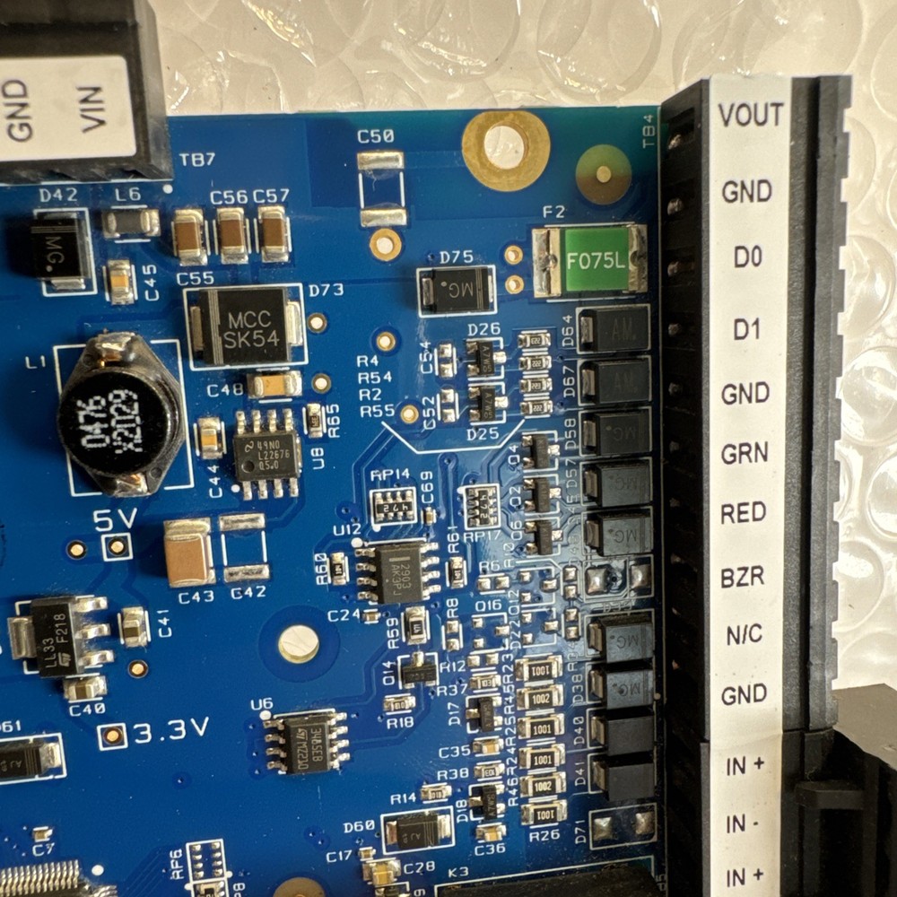 Alarm.com ADC-AC-X100 | HID Aero Door/Reader Interface Module X100A-NP